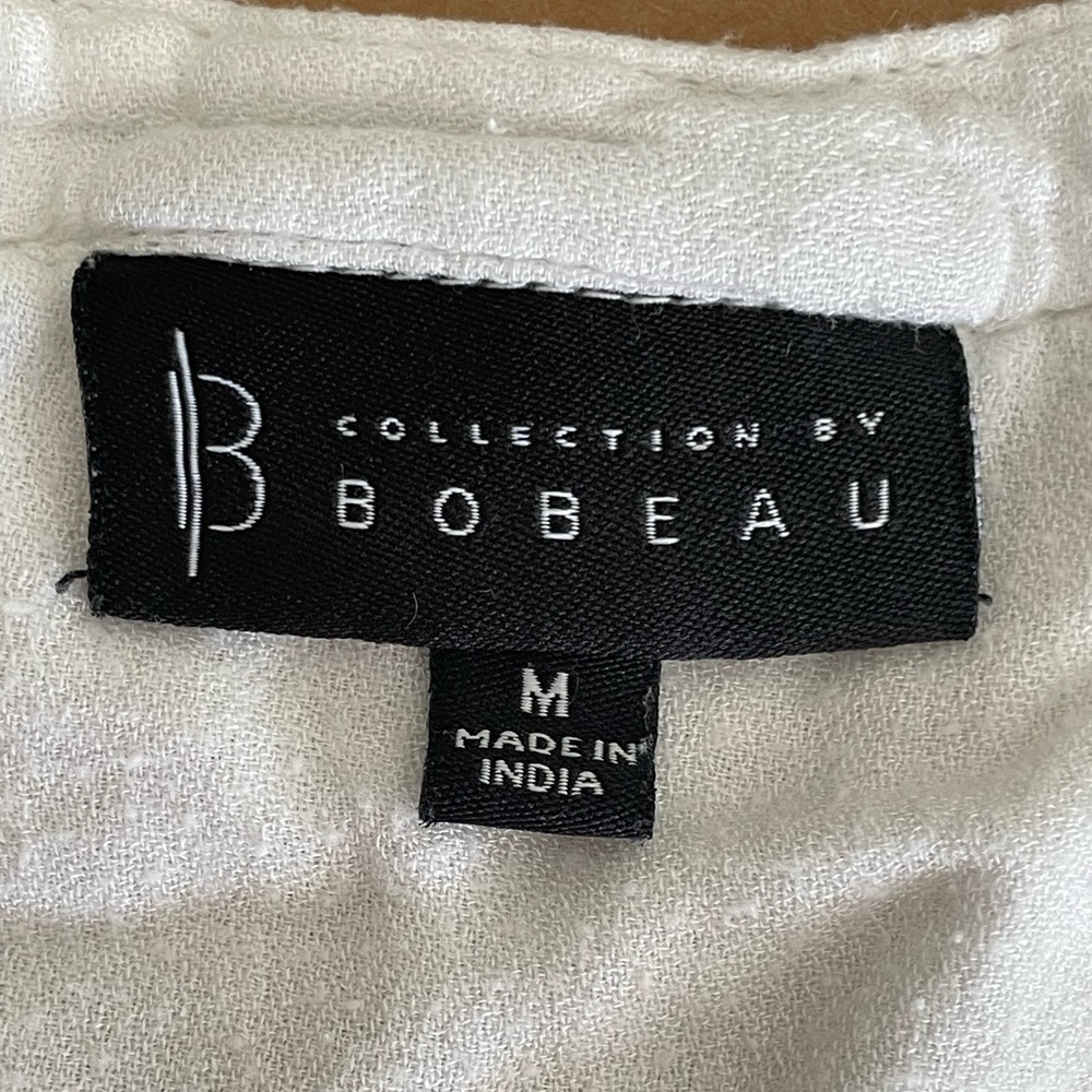 Bobear White V-Neck Sleeveless Cross Front blouse Size: M - Picture 6 of 12